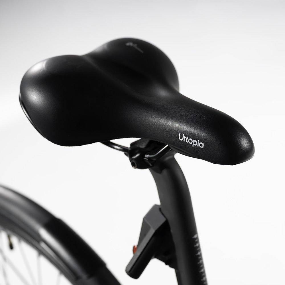 Urtopia Ultra Comfort E-Bike Saddle Close-up, black saddle